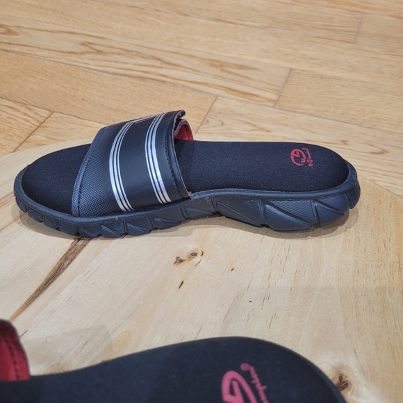 Champion kids slip on slipper sandal - Picture 7 of 8